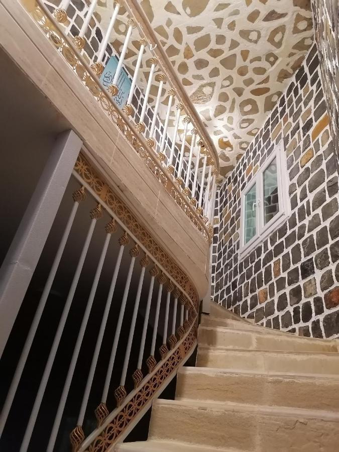Villa Bayt Alhagar Residance بيت الحجر للضيافة الجبل الأخضر Hayl Yaman Exterior foto
