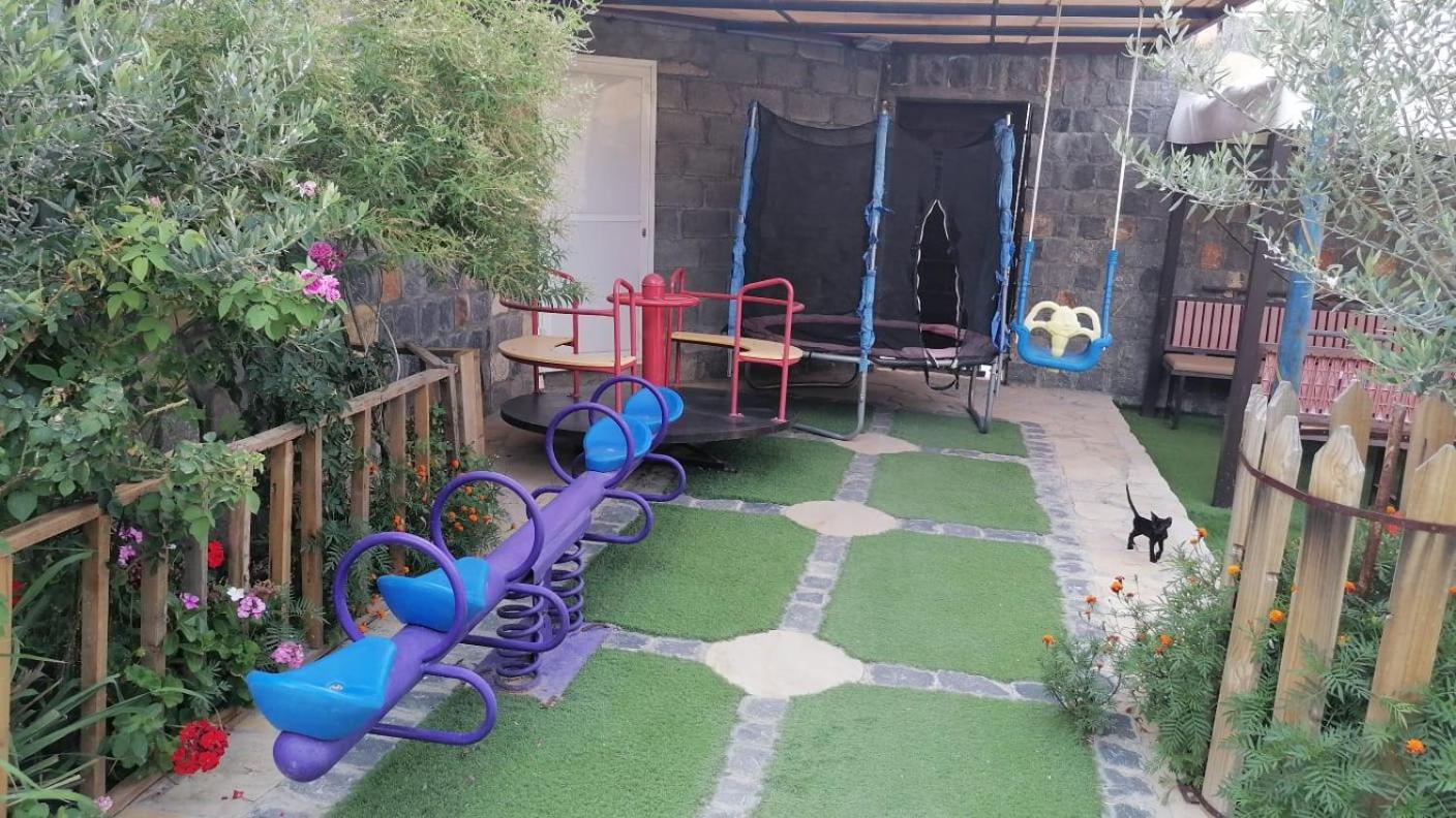Villa Bayt Alhagar Residance بيت الحجر للضيافة الجبل الأخضر Hayl Yaman Exterior foto